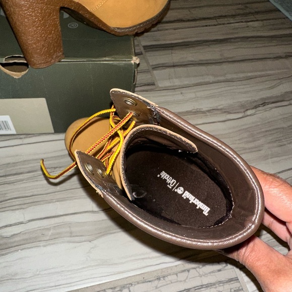 Timberland Women’s Boots - Picture 13 of 14